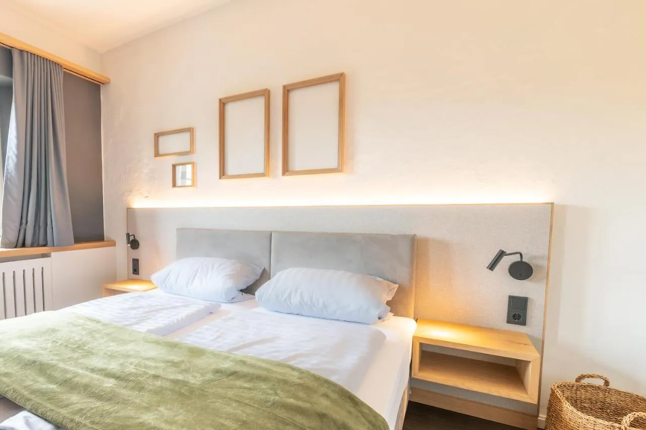 Landhotel Alte Zollstation- Historical Building Pittenhart 4*,